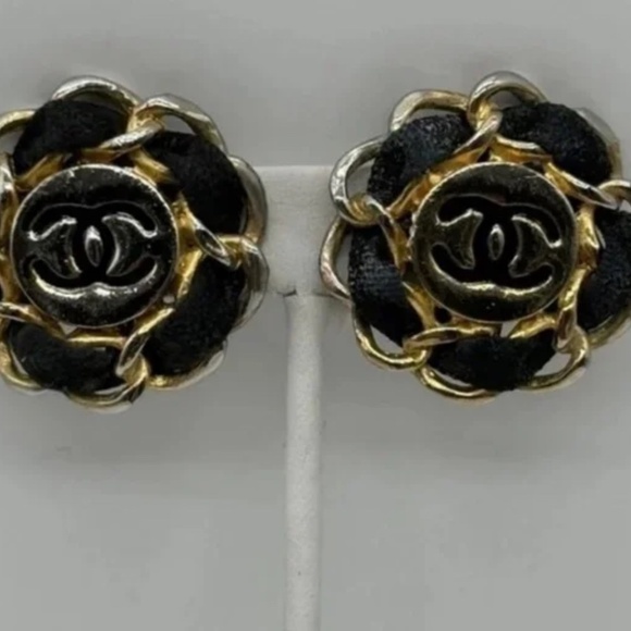 Vintage Authentic Gold Tone Leather Chanel Clip On Earrings - Picture 1 of 3